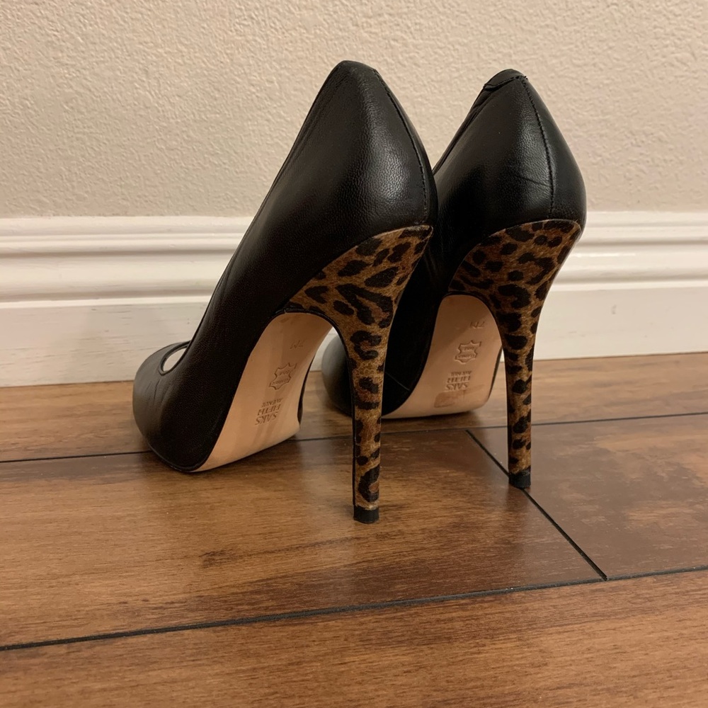 Black and Leopard print heel pump - Picture 2 of 4